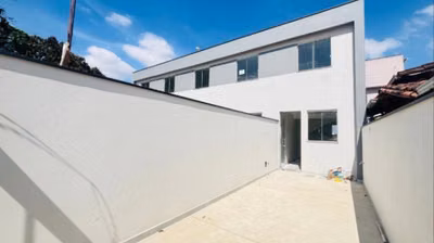 Casa, 2 quartos, 92 m² - Foto 1