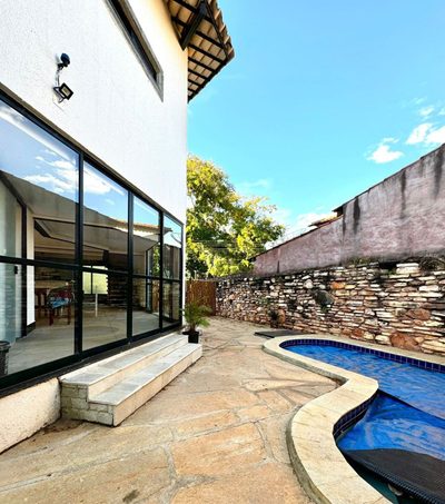Casa, 15 quartos, 585 m² - Foto 3