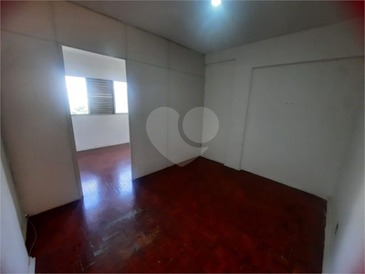 Apartamento, 1 quarto, 32 m² - Foto 2