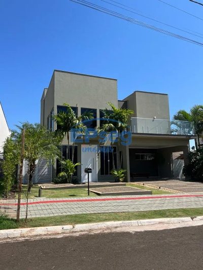 Casa, 3 quartos, 220 m² - Foto 1