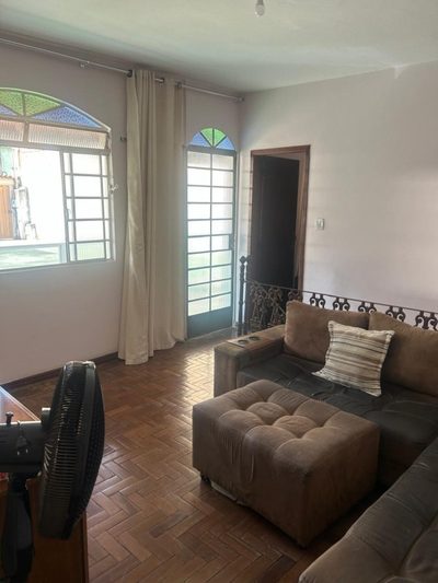Casa, 3 quartos, 199 m² - Foto 2