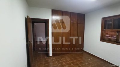 Casa, 5 quartos, 298 m² - Foto 2