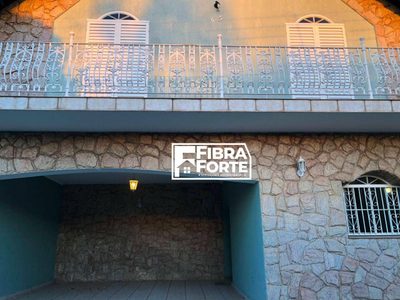 Casa, 3 quartos, 251 m² - Foto 4