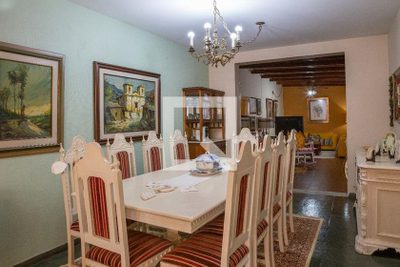 Casa, 3 quartos, 212 m² - Foto 4