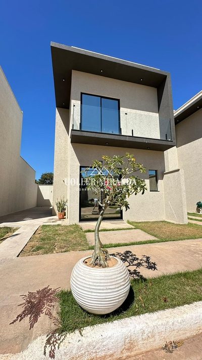 Casa, 2 quartos, 82 m² - Foto 1