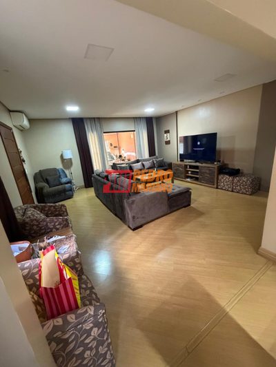 Sobrado, 3 quartos, 250 m² - Foto 2