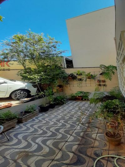 Casa, 3 quartos, 200 m² - Foto 1