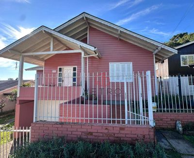 Casa, 4 quartos, 194 m² - Foto 1