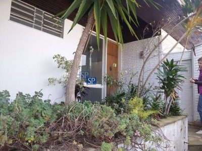 Casa, 5 quartos, 320 m² - Foto 1
