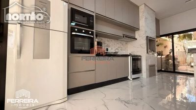 Casa, 3 quartos, 206 m² - Foto 4
