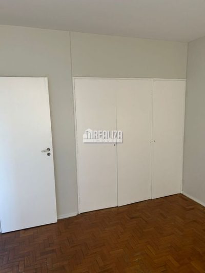 Apartamento, 3 quartos, 100 m² - Foto 2