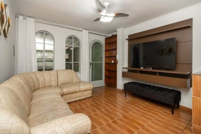 Casa, 3 quartos, 81 m² - Foto 1