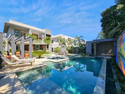 Casa, 6 quartos, 561 m² - Foto 1