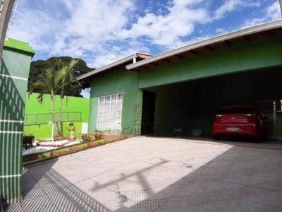 Casa, 4 quartos, 220 m² - Foto 1