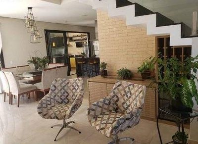 Sobrado, 4 quartos, 352 m² - Foto 1