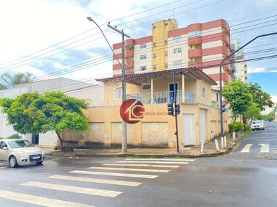 Sobrado, 4 quartos, 204 m² - Foto 1