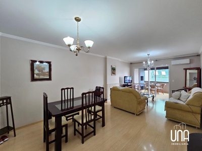 Apartamento, 3 quartos, 130 m² - Foto 1