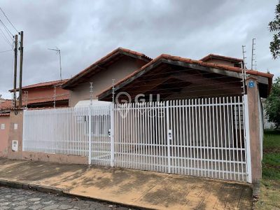 Casa, 3 quartos, 250 m² - Foto 1