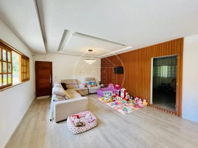 Sítio, 6 quartos, 2100 m² - Foto 2