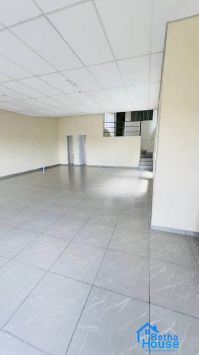Prédio Inteiro, 200 m² - Foto 1