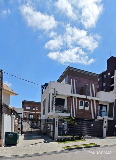 Sobrado, 4 quartos, 194 m² - Foto 1