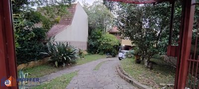 Casa, 5 quartos, 305 m² - Foto 1