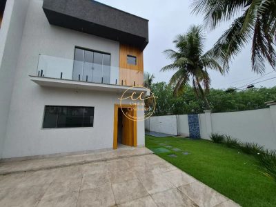 Casa, 3 quartos, 220 m² - Foto 1