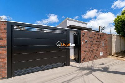 Casa, 3 quartos, 82 m² - Foto 1