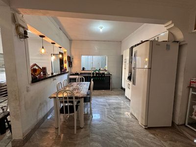 Casa, 2 quartos, 154 m² - Foto 2