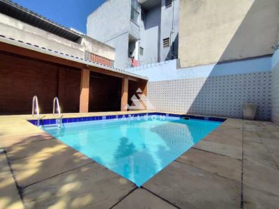 Casa, 4 quartos, 255 m² - Foto 1