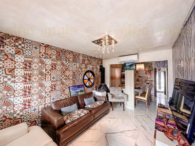 Casa, 5 quartos, 245 m² - Foto 2