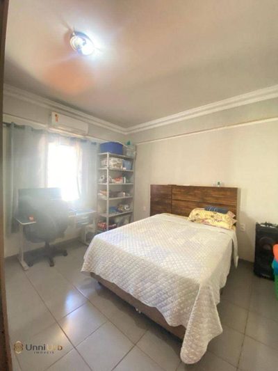 Casa, 3 quartos, 254 m² - Foto 1