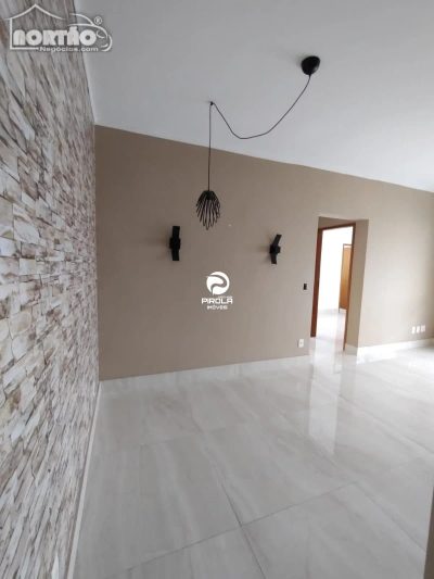 Casa, 3 quartos, 74 m² - Foto 1