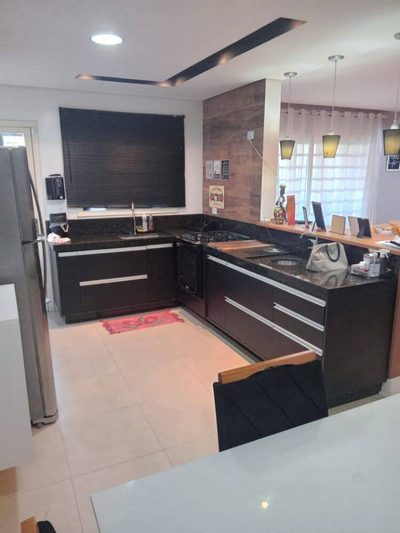 Casa, 3 quartos, 224 m² - Foto 4