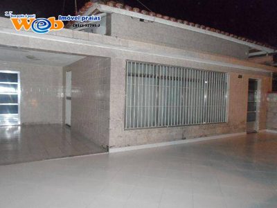 Casa, 4 quartos, 220 m² - Foto 1