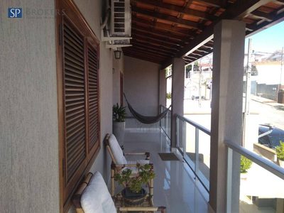 Casa, 4 quartos, 250 m² - Foto 3