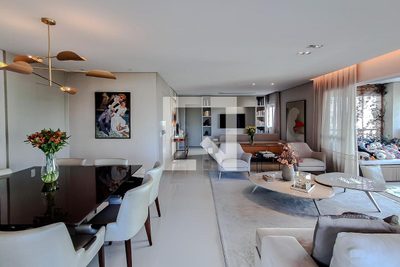 Apartamento, 3 quartos, 213 m² - Foto 1