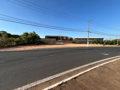 Loteamento e Condomínio, 1600 m² - Foto 3