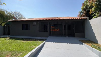 Casa, 3 quartos, 219 m² - Foto 1