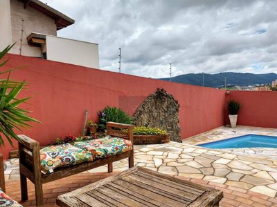Casa, 3 quartos, 178 m² - Foto 2