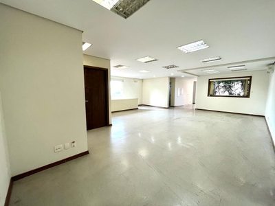 Prédio Inteiro, 750 m² - Foto 1