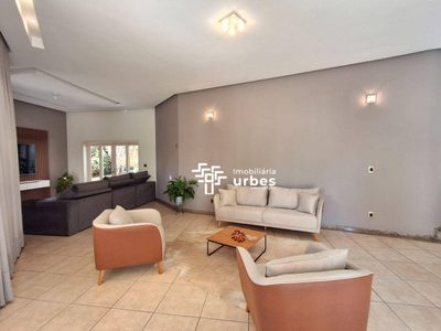 Casa, 3 quartos, 354 m² - Foto 1