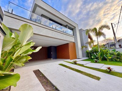 Casa, 5 quartos, 350 m² - Foto 1