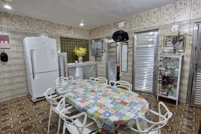 Sobrado, 3 quartos, 206 m² - Foto 2