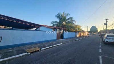 Casa, 6 quartos, 250 m² - Foto 1