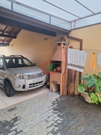 Sobrado, 3 quartos, 311 m² - Foto 2