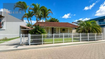 Casa, 3 quartos, 190 m² - Foto 1