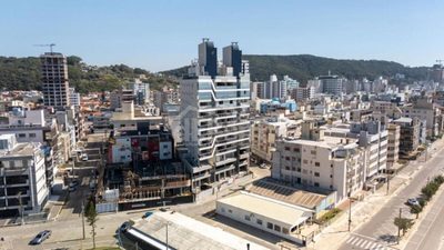 Cobertura, 3 quartos, 238 m² - Foto 1