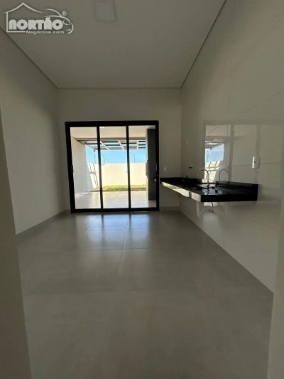 Casa, 2 quartos, 170 m² - Foto 4