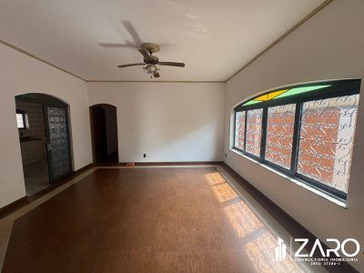 Casa, 3 quartos, 320 m² - Foto 1